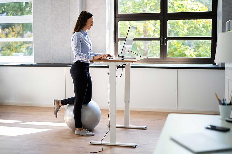 Aktiv am Schreibtisch: Mehr bewegen, weniger sitzen