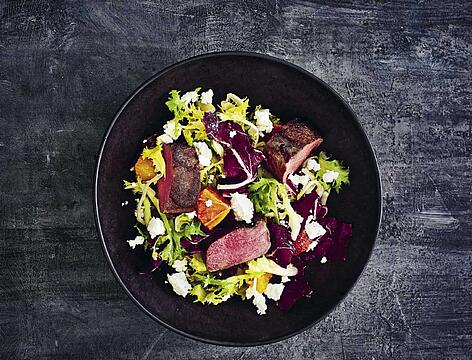 Rehrücken mit Spätzle und Quitten