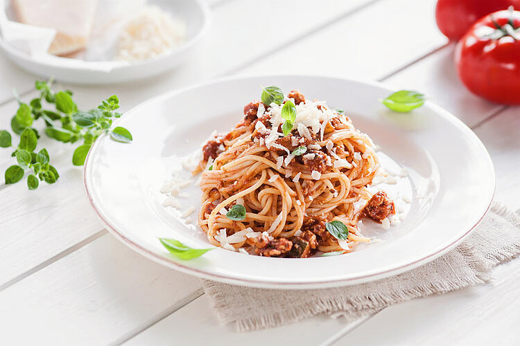 Spaghetti mit Soja-Bolognese