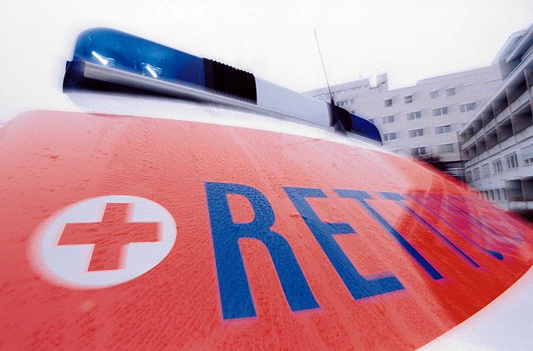 Blaulicht eines Rettungswagens. - Bildnachweis: © wdv / Olaf Hermann Blaulicht eines Rettungswagens.