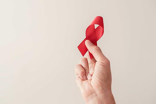 Prof. Dr. Jürgen Rockstroh: „Menschen, die mit HIV leben, wünschen sich Normalität“