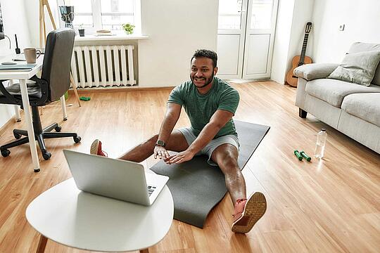 Online-Sport zu Hause: Fitness per Mausklick