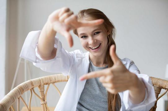 Reframing: negative Gedanken umdeuten für mehr Gelassenheit