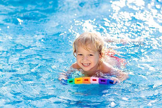 Ist Schwimmen mit einer Mittelohrentzündung gefährlich? 